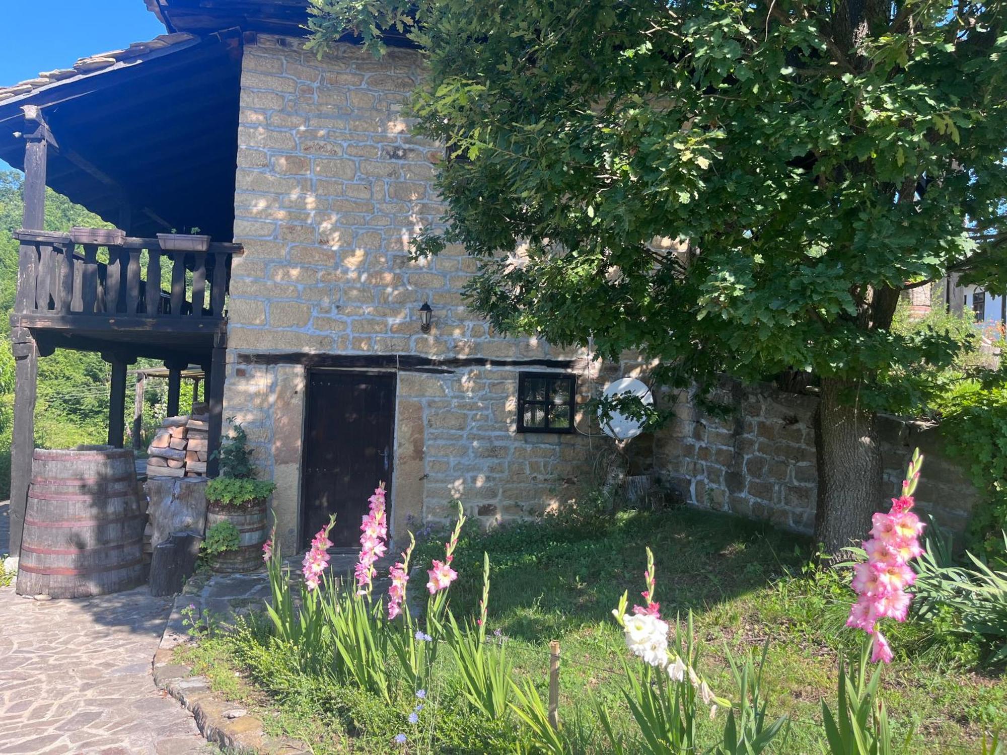 Agriturismo Hidden Paradise Villa Tryavna Exterior foto