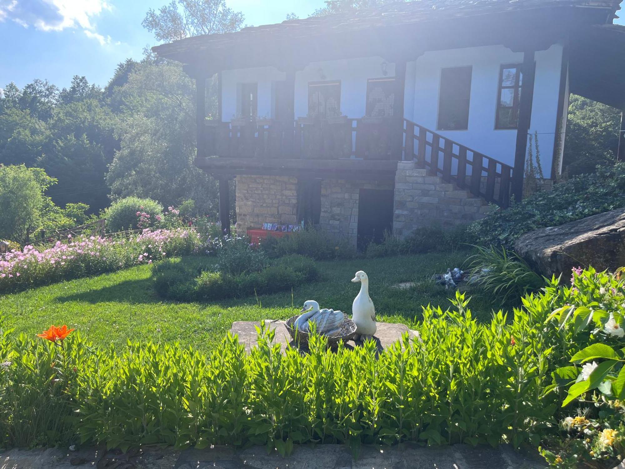 Agriturismo Hidden Paradise Villa Tryavna Exterior foto